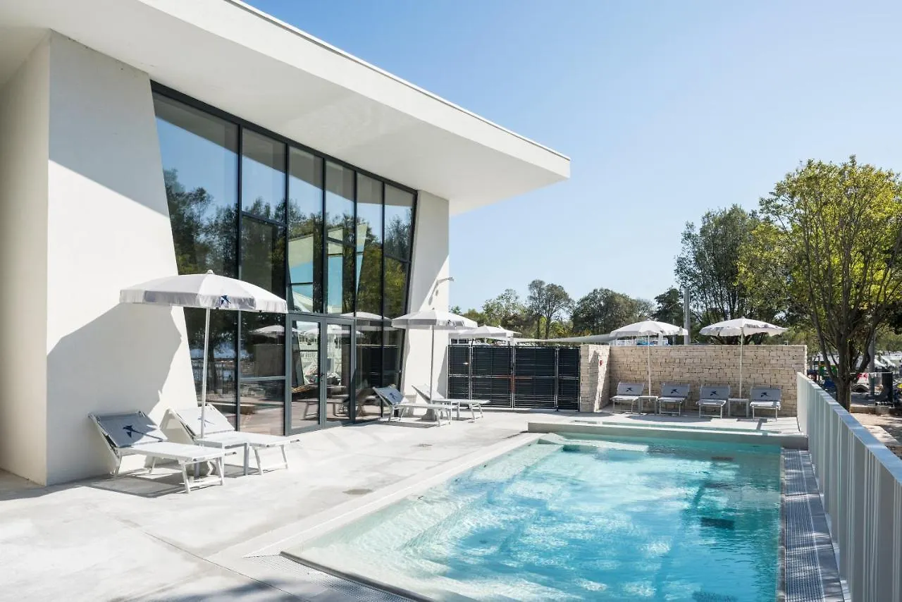Falkensteiner Premium Mobile Homes And Camping Ζαντάρ Πάρκο διακοπών