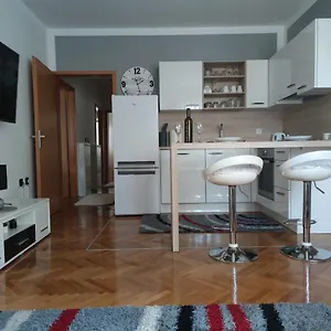 Sve U 5 Minuta Apartman