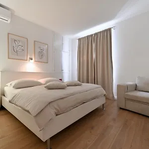  Appartement Near Center With Free Parking And Air Condition In Each